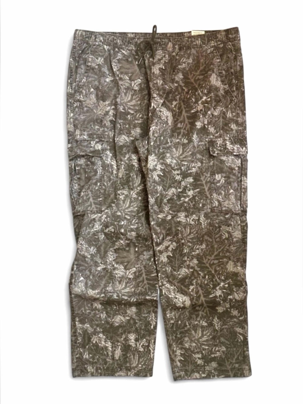 Camo Cargo Pull-on Pants Size Men’s XL (40-42” waist) [NWT]